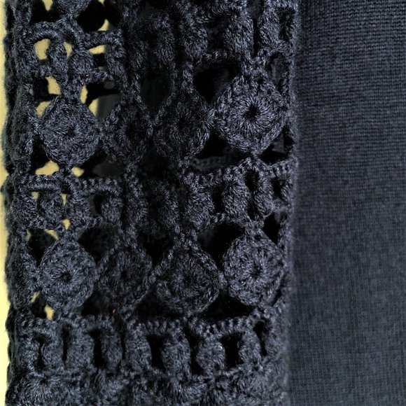 🌸host pick🌸 Lilly Pulitzer Karina merino wool sweater dress, crochet sleeves - Picture 10 of 16